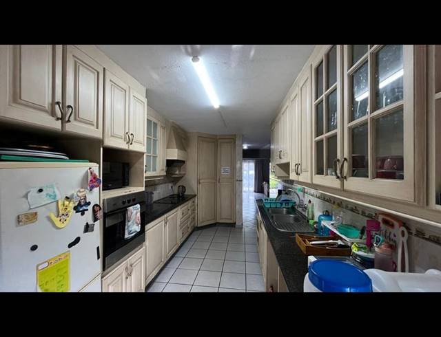 3 BEDROOM DUPLEX FOR SALE IN ARBORETUM